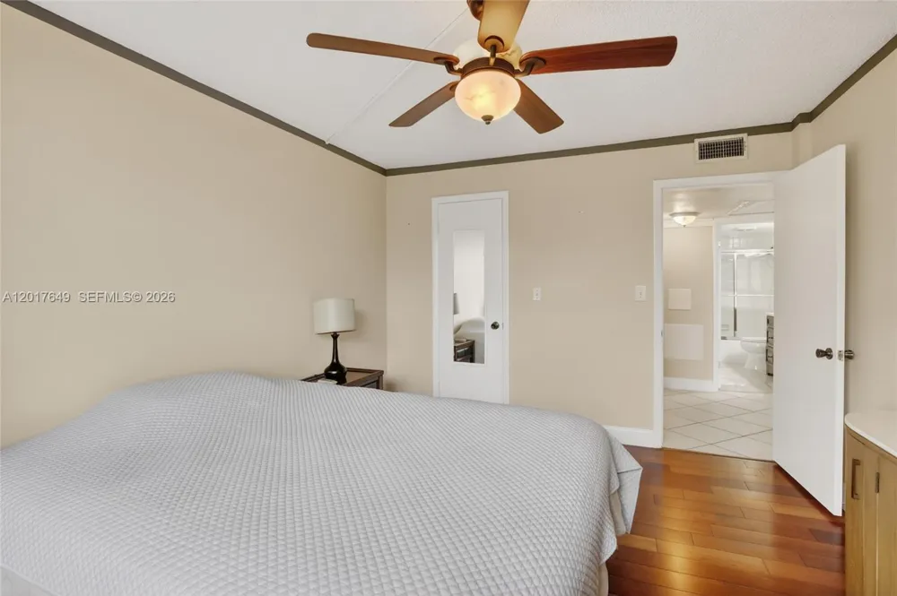 6600 Cypress Rd #504 Plantation, FL 33317
