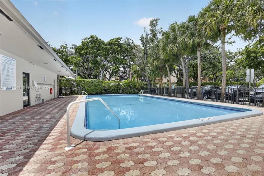 6600 Cypress Rd #504 Plantation, FL 33317