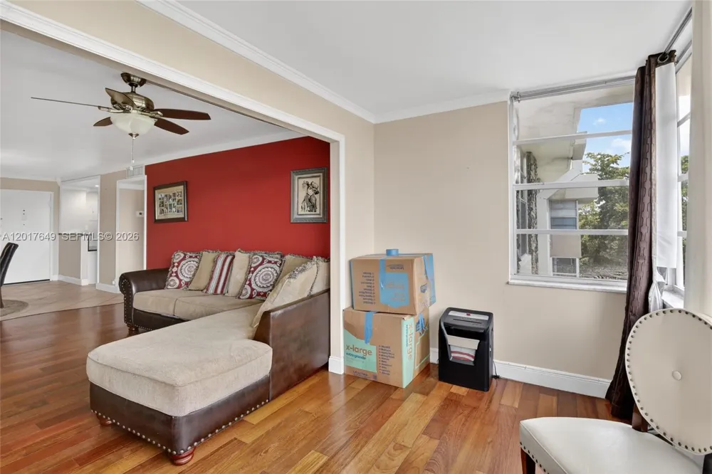6600 Cypress Rd #504 Plantation, FL 33317