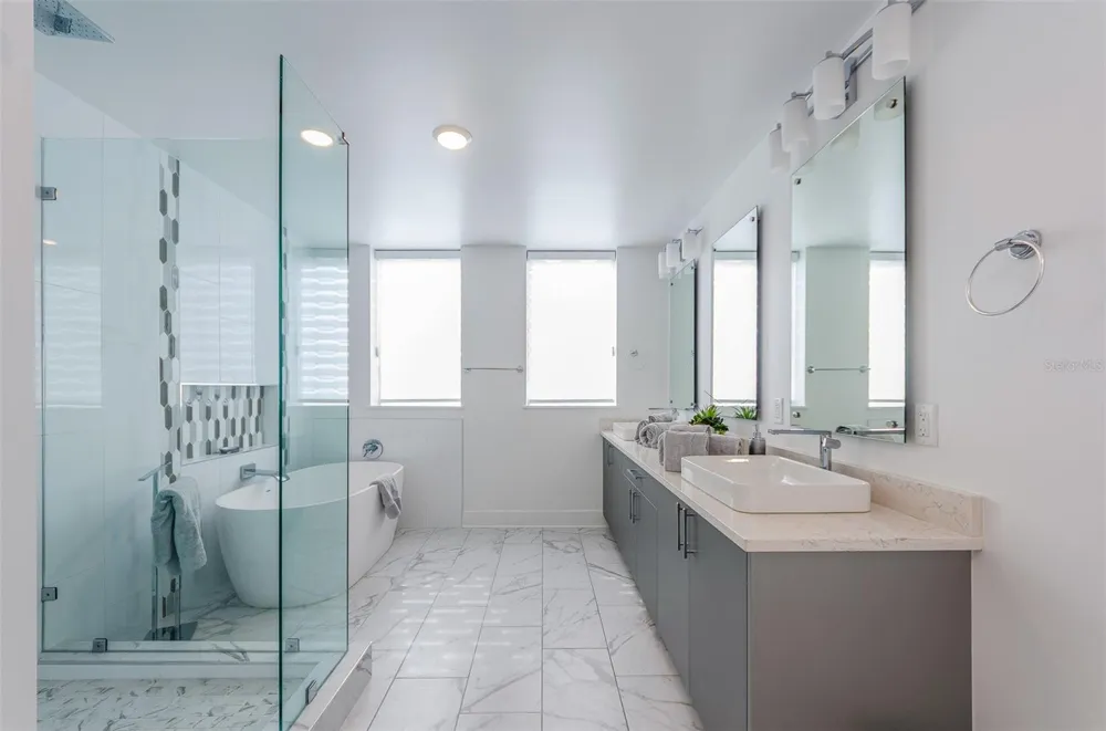 15 AVALON STREET #401 Clearwater Beach, FL 33767