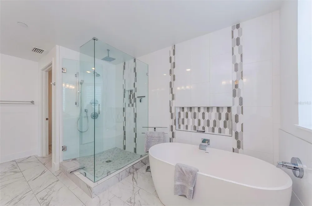 15 AVALON STREET #401 Clearwater Beach, FL 33767