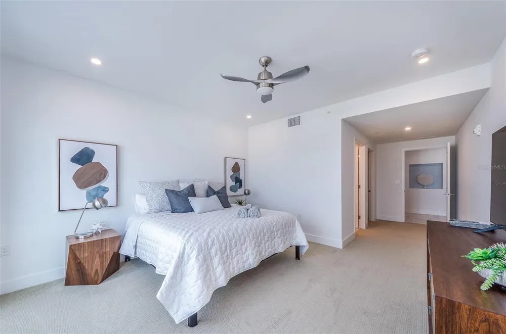 15 AVALON STREET #401 Clearwater Beach, FL 33767