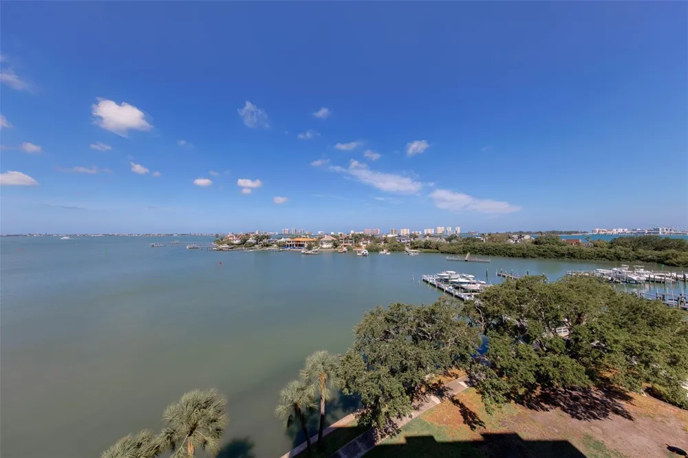 8 BELLEVIEW BOULEVARD #507 Belleair, FL 33756