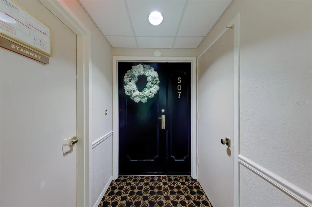 8 BELLEVIEW BOULEVARD #507 Belleair, FL 33756