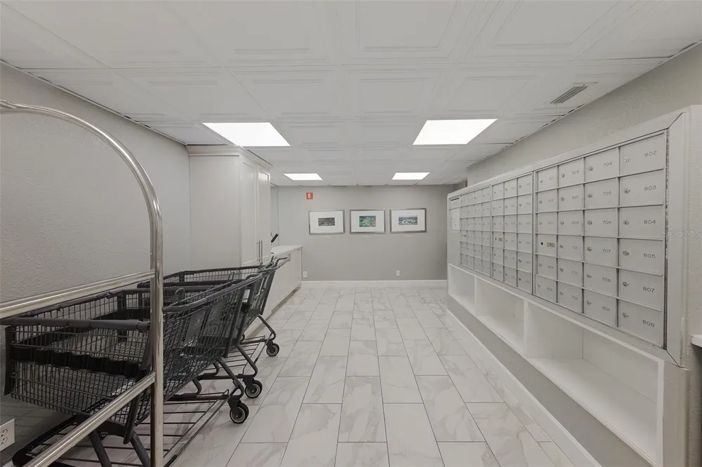 8 BELLEVIEW BOULEVARD #507 Belleair, FL 33756