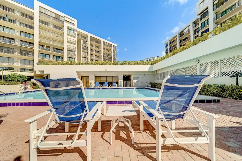8 BELLEVIEW BOULEVARD #507 Belleair, FL 33756