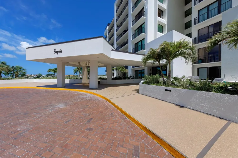8 BELLEVIEW BOULEVARD #507 Belleair, FL 33756
