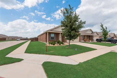 712 Odlozil Lane