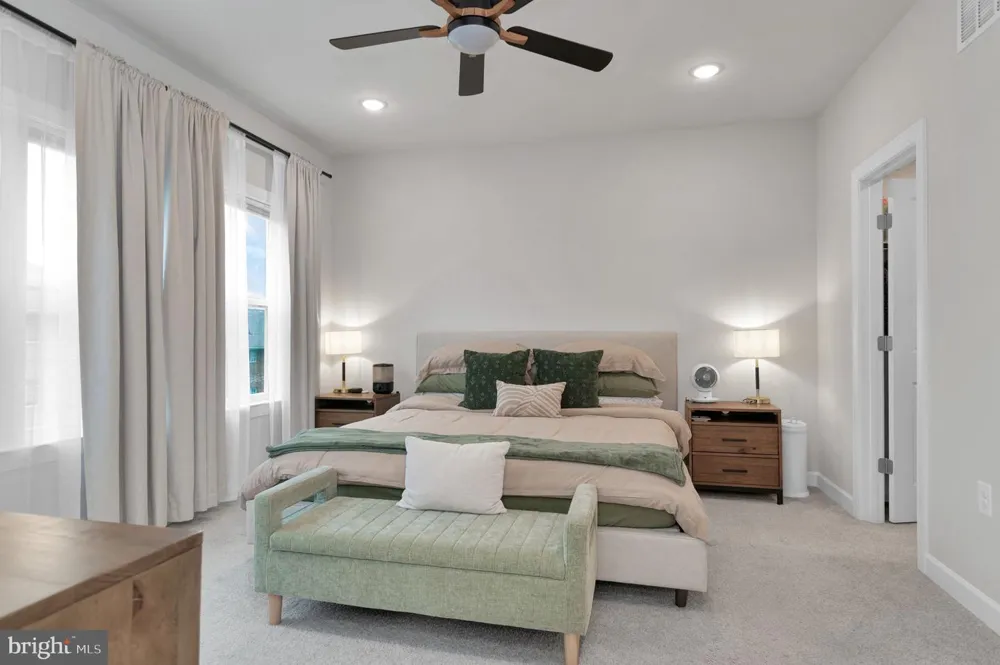 7203 MOUNTAINEER DRIVE Alexandria, VA 22306