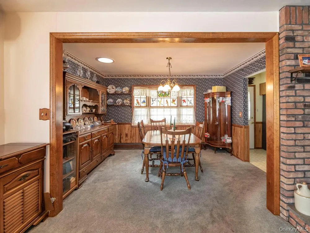 2080 Seamans Neck Road Seaford, NY 11783