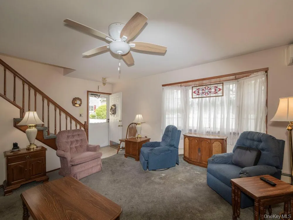 2080 Seamans Neck Road Seaford, NY 11783