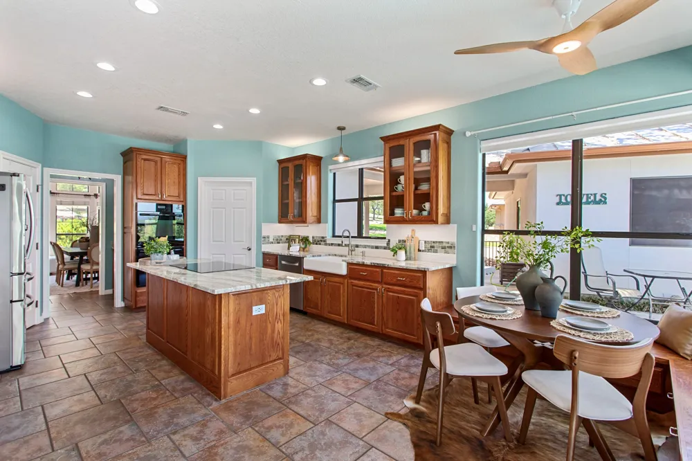 1121 Kings Cove Drive Canyon Lake, TX 78133
