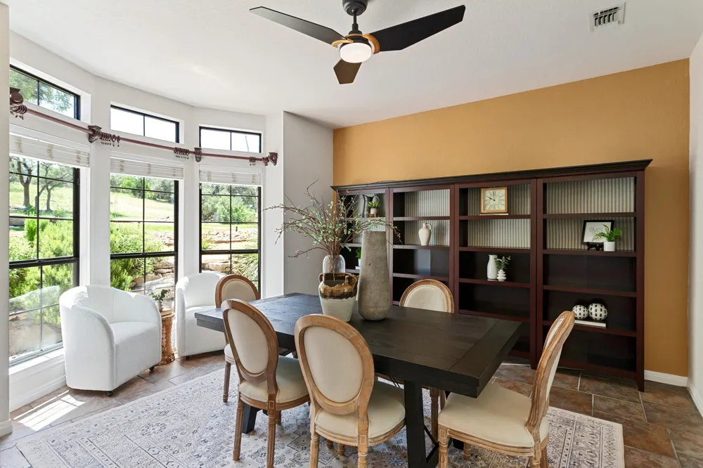 1121 Kings Cove Drive Canyon Lake, TX 78133