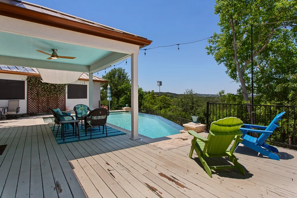 1121 Kings Cove Drive Canyon Lake, TX 78133