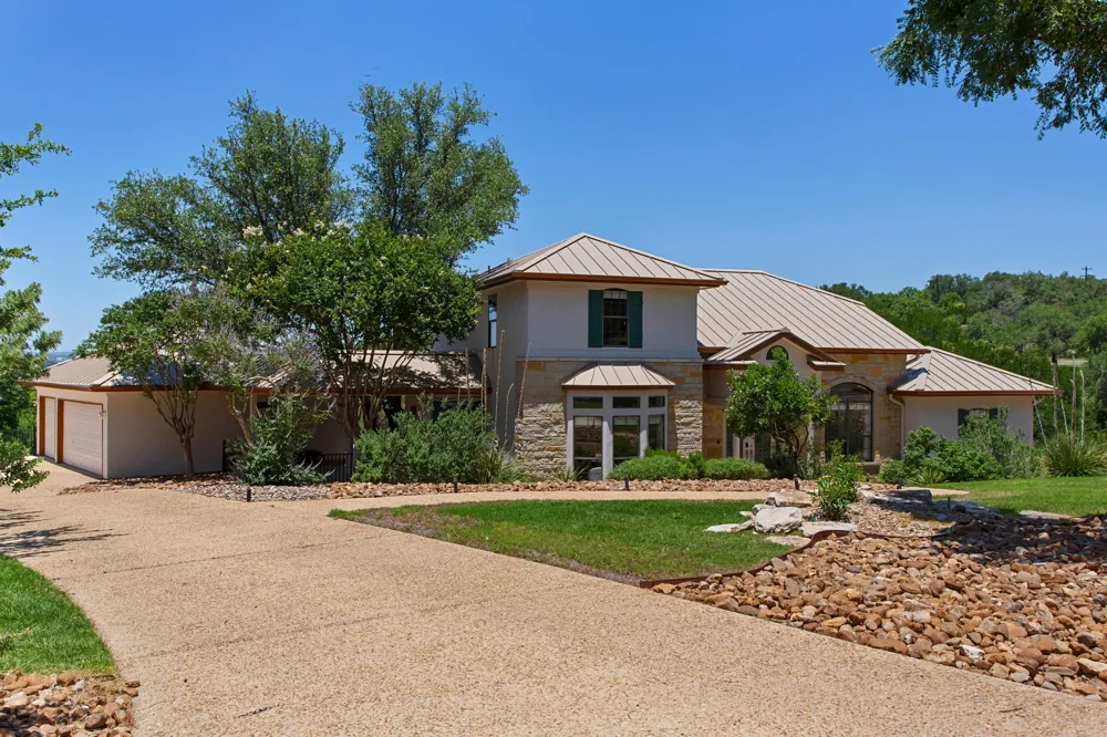 1121 Kings Cove Drive Canyon Lake, TX 78133