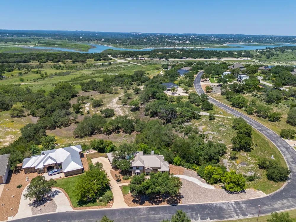 1121 Kings Cove Drive Canyon Lake, TX 78133
