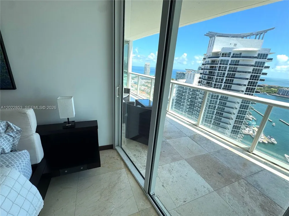 450 Alton Rd #3505 Miami Beach, FL 33139