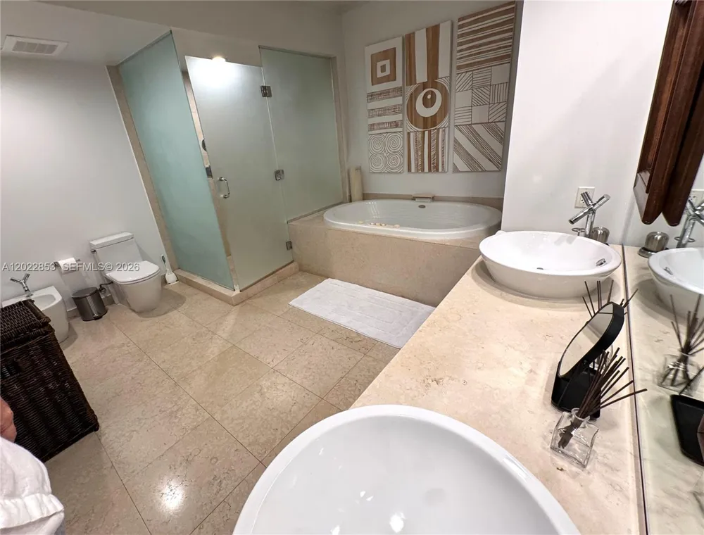 450 Alton Rd #3505 Miami Beach, FL 33139