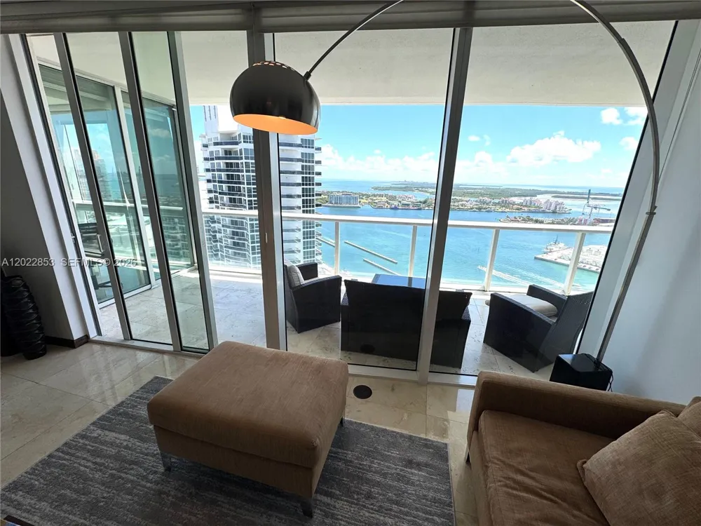 450 Alton Rd #3505 Miami Beach, FL 33139