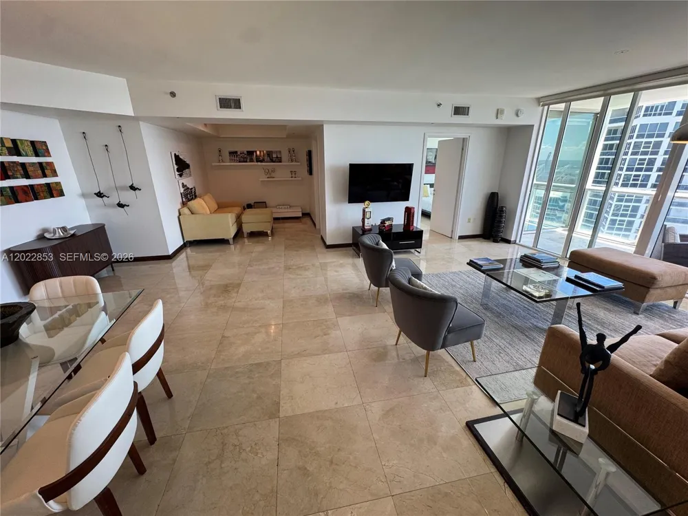 450 Alton Rd #3505 Miami Beach, FL 33139