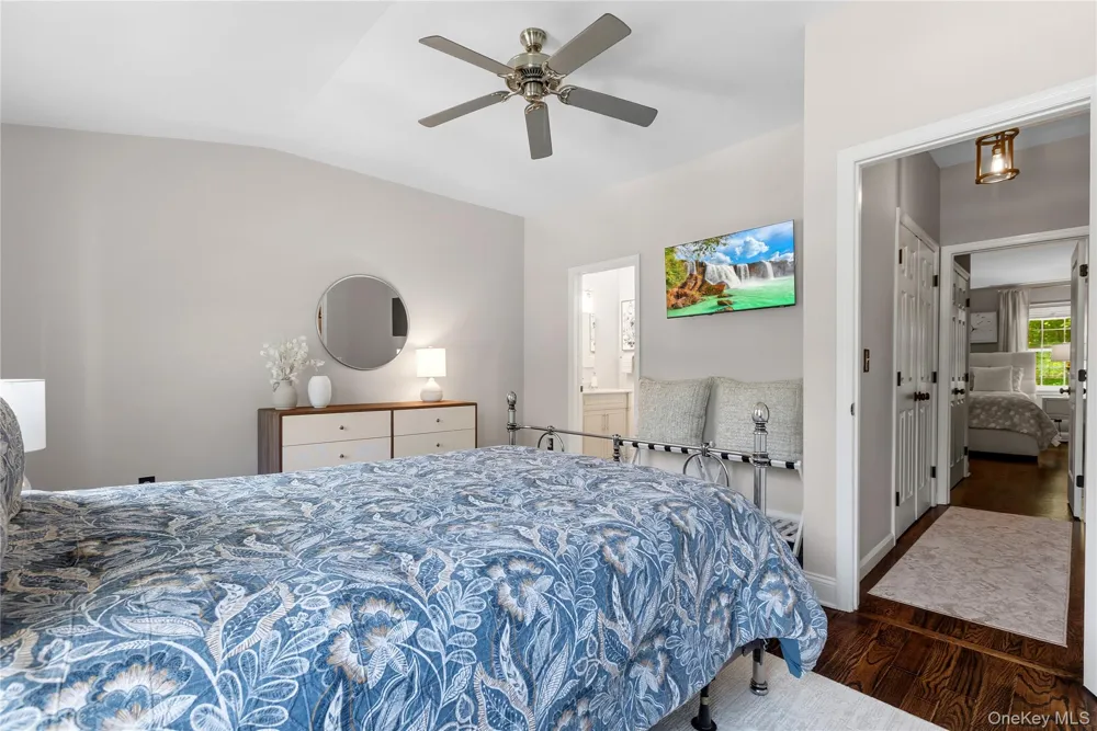 204 Twin Brook Court Carmel, NY 10512