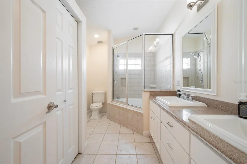 1015 VENETIAN AVENUE Orlando, FL 32804