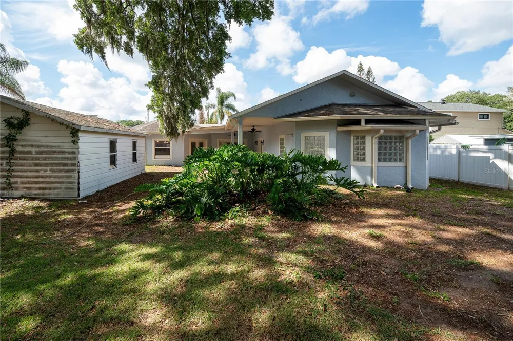 1015 VENETIAN AVENUE Orlando, FL 32804
