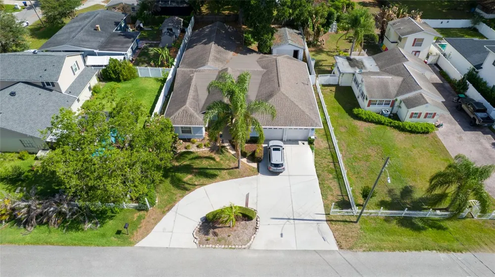 1015 VENETIAN AVENUE Orlando, FL 32804