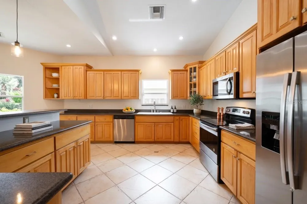 1015 VENETIAN AVENUE Orlando, FL 32804