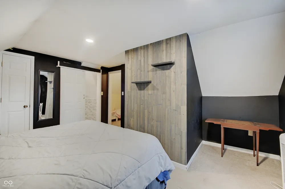 73 S 3rd Avenue Beech Grove, IN 46107