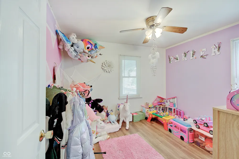 73 S 3rd Avenue Beech Grove, IN 46107