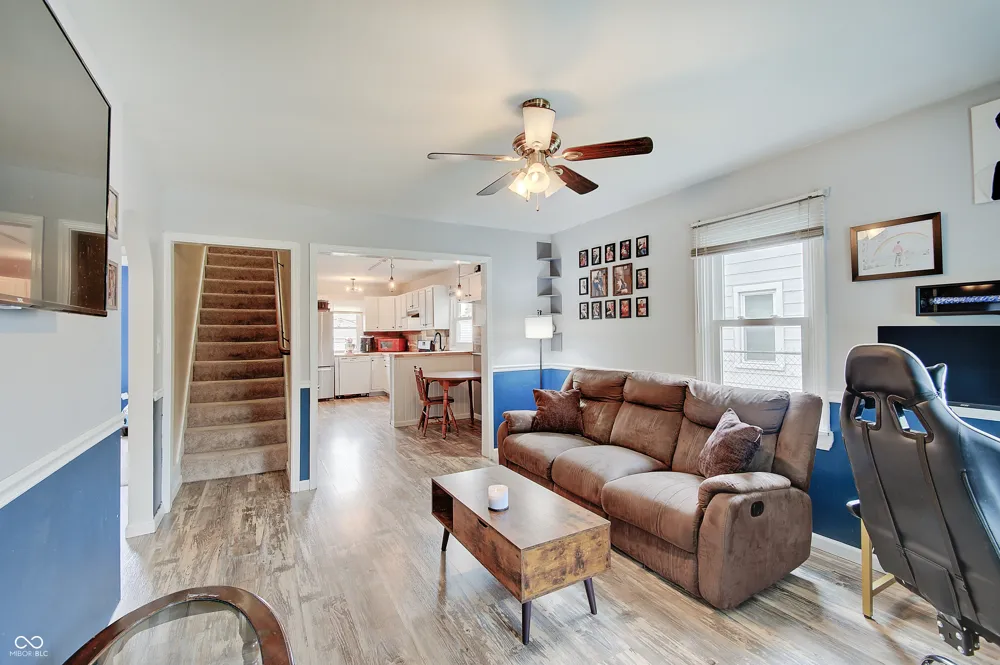 73 S 3rd Avenue Beech Grove, IN 46107