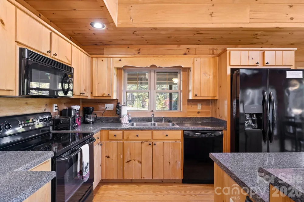 105 Palisade Drive Mill Spring, NC 28756