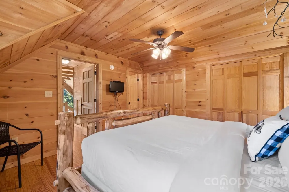 105 Palisade Drive Mill Spring, NC 28756