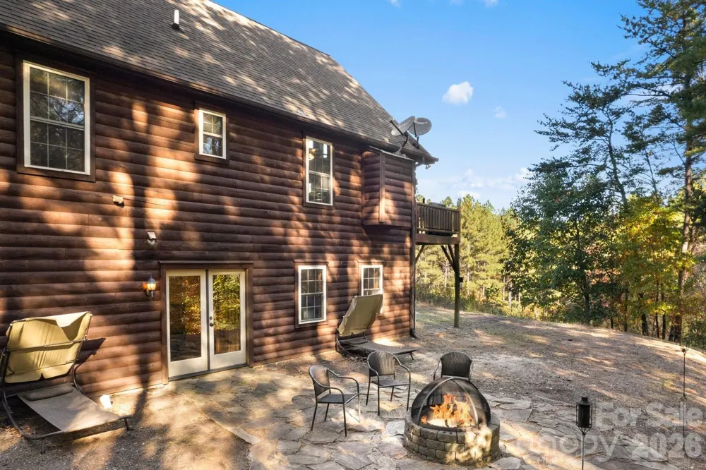 105 Palisade Drive Mill Spring, NC 28756