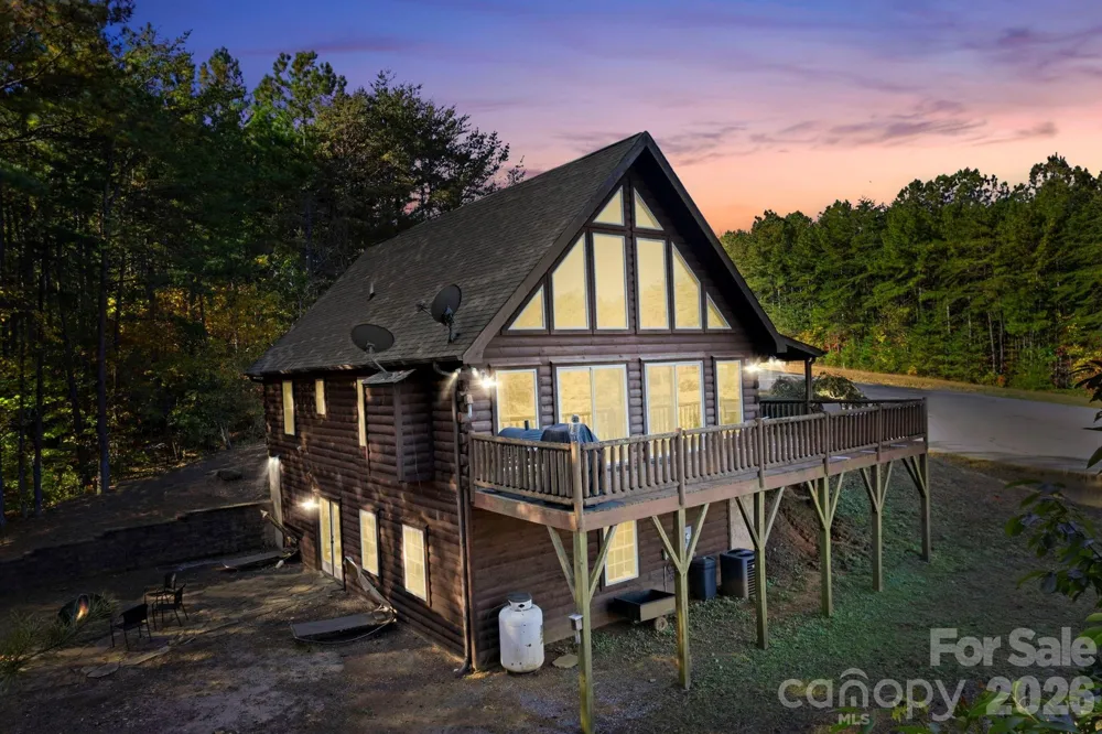 105 Palisade Drive Mill Spring, NC 28756