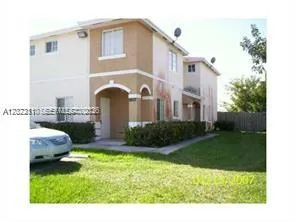 18674 SW 100th Ave #18674