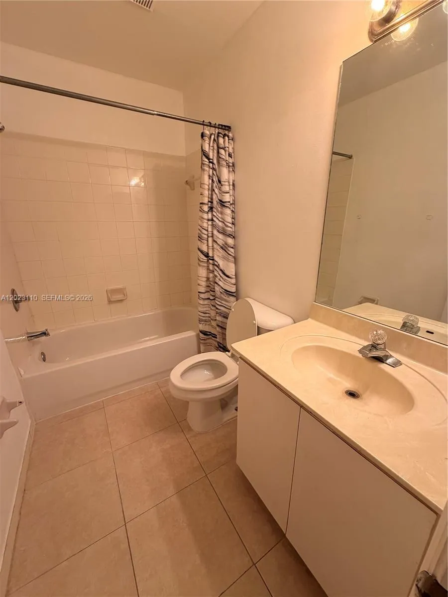 18674 SW 100th Ave #18674 Cutler Bay, FL 33157