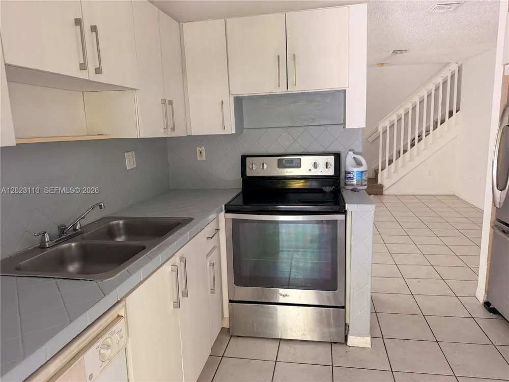 18674 SW 100th Ave #18674 Cutler Bay, FL 33157