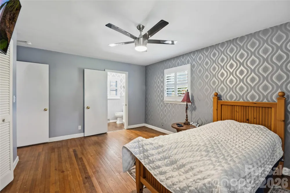 75 Hawthorne Drive Brevard, NC 28712