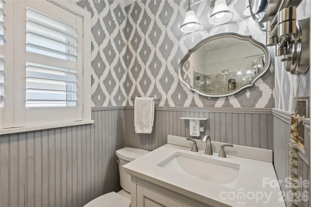 75 Hawthorne Drive Brevard, NC 28712
