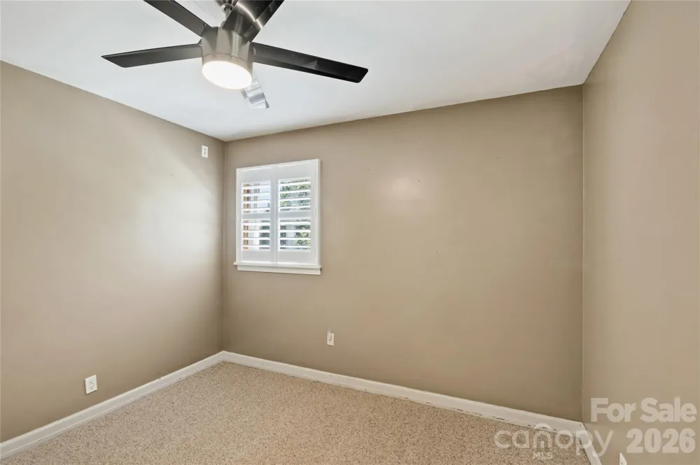 75 Hawthorne Drive Brevard, NC 28712