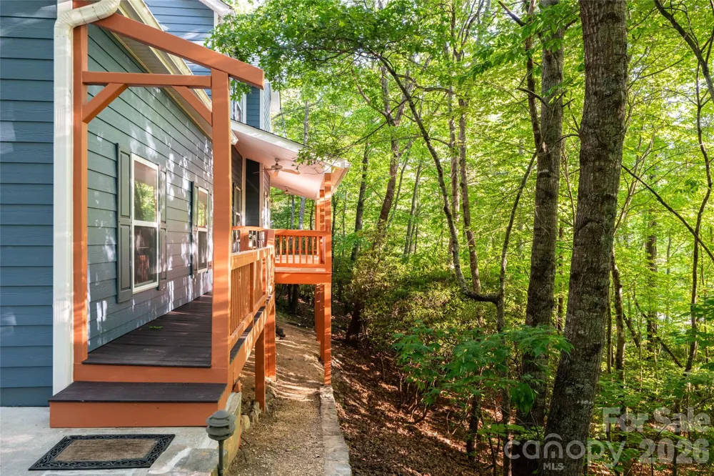 7 Timber Park Drive Black Mountain, NC 28711