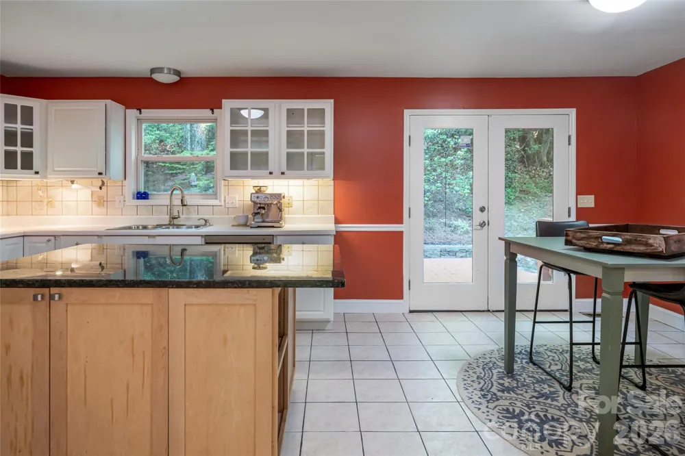 7 Timber Park Drive Black Mountain, NC 28711