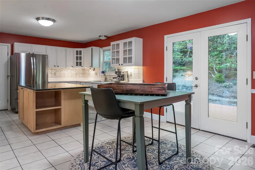 7 Timber Park Drive Black Mountain, NC 28711
