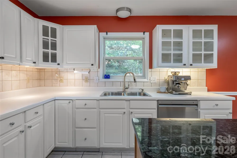 7 Timber Park Drive Black Mountain, NC 28711