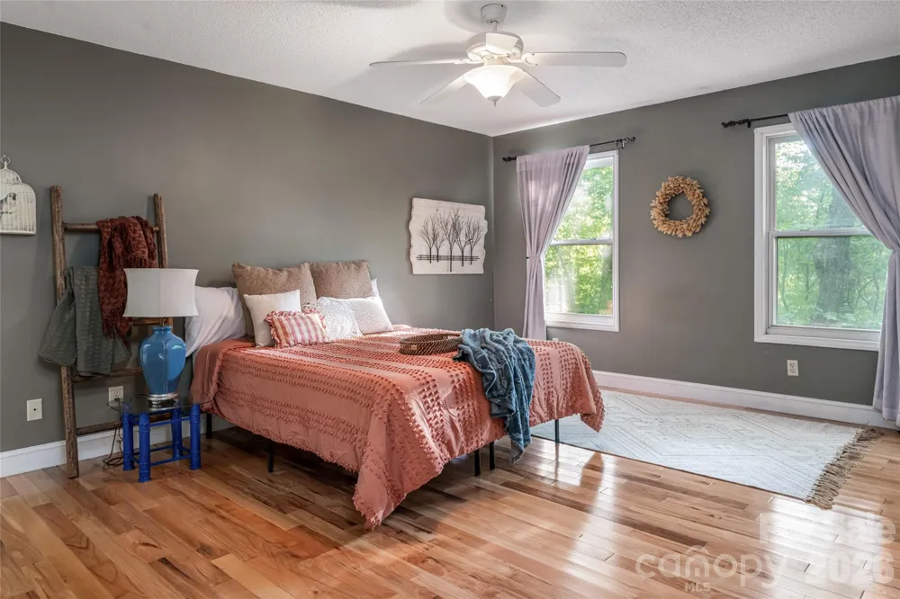 7 Timber Park Drive Black Mountain, NC 28711