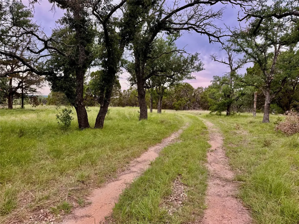 2017 County Road 222 Kempner, TX 76539