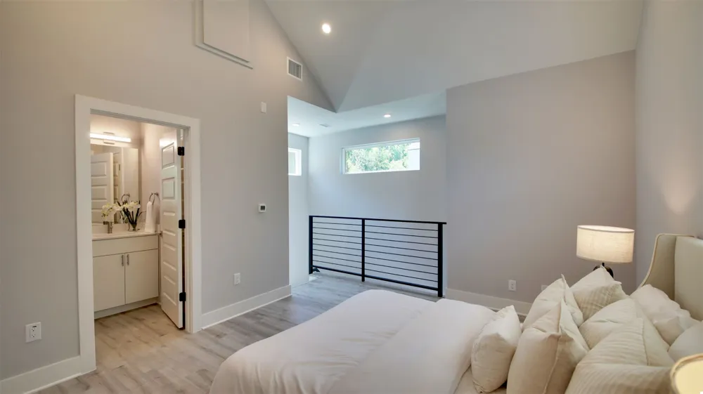7601 Carver Avenue #2 Austin, TX 78752