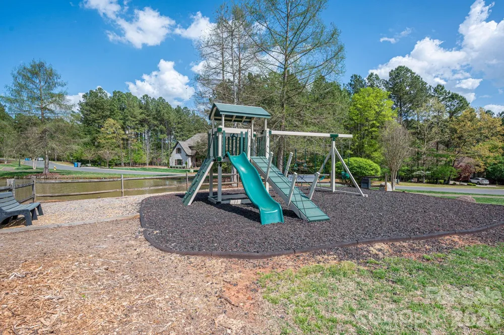 1116 Verdant Ridge Circle Belmont, NC 28012